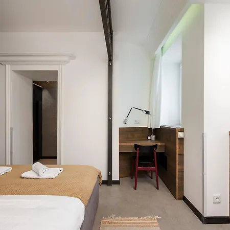 Powisle Riverside Haven Apartment